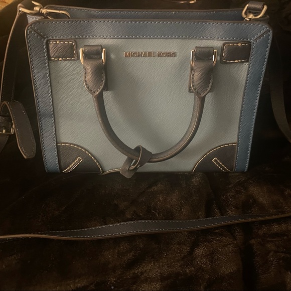 Michael Kors Bags Michael Kors Corner Frame Bag Poshmark